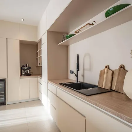 Freedom With Tennis Court, Infinity Pool And Sauna Villa Mala Cista