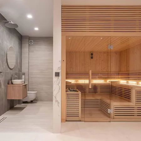 Freedom With Tennis Court, Infinity Pool And Sauna * Mala Cista